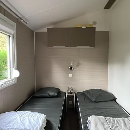 Mobil 220 Amenage 2 4 Etoiles La Teste-de-Buch